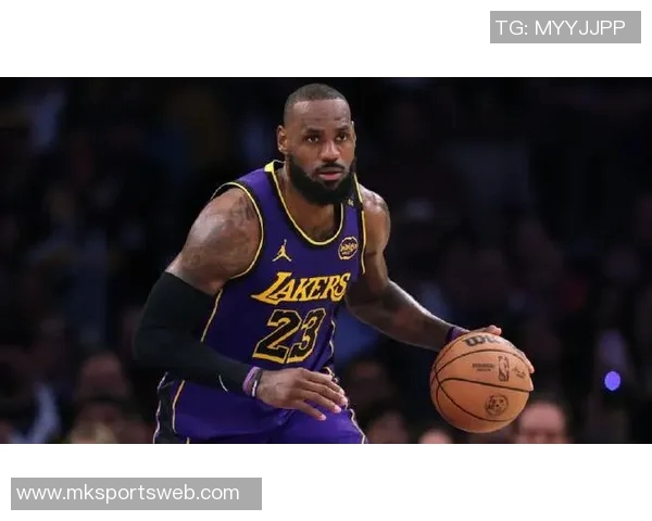 黄蜂正式签约NCAA得分王埃里克狄克逊前湖人球员重返赛场