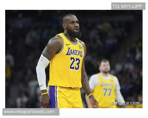 詹姆斯为保持比赛状态选择午睡NBA球员比赛日禁止训练